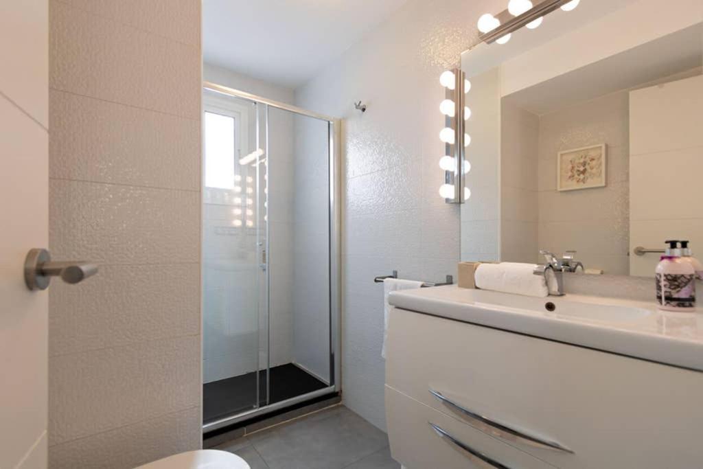 Triana Maestro Deluxe By Valcambre Apartment Seville Ngoại thất bức ảnh
