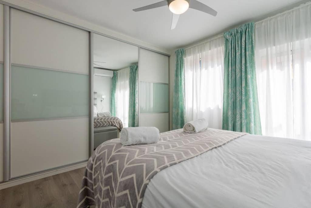 Triana Maestro Deluxe By Valcambre Apartment Seville Ngoại thất bức ảnh