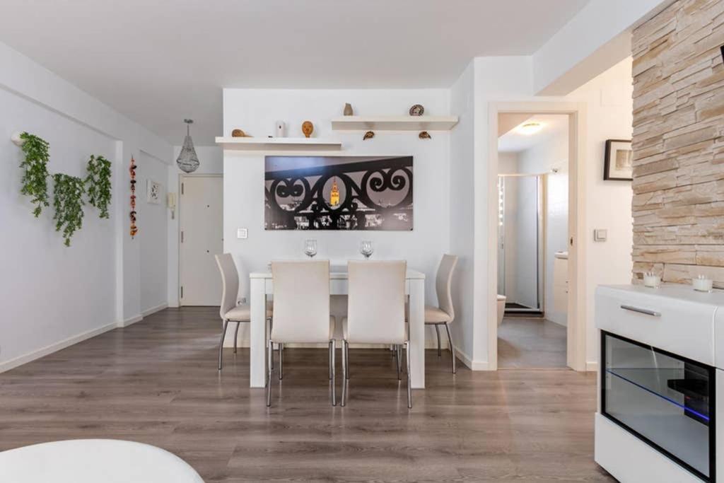 Triana Maestro Deluxe By Valcambre Apartment Seville Ngoại thất bức ảnh